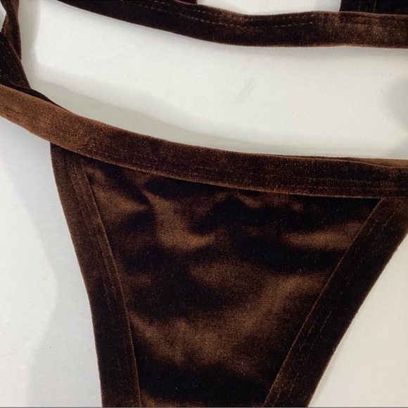 - - Chloe rose two piece bikini top is xs and bottoms are medium l - Picture 6 of 16